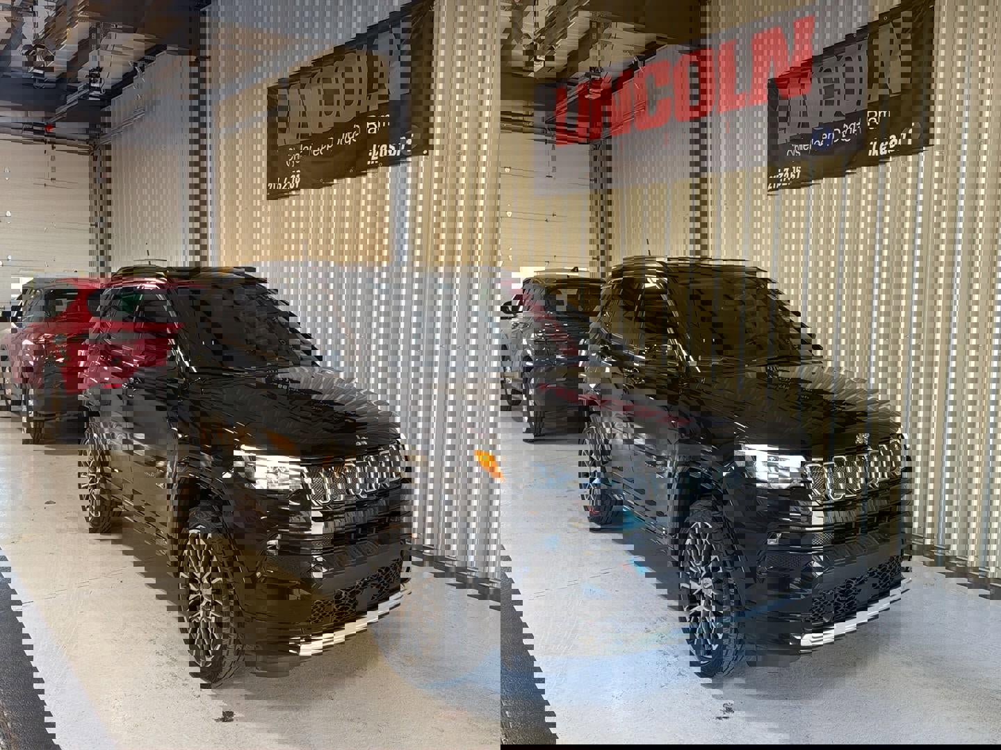 Used 2022 Jeep Compass Limited w/ Elite Group image 4