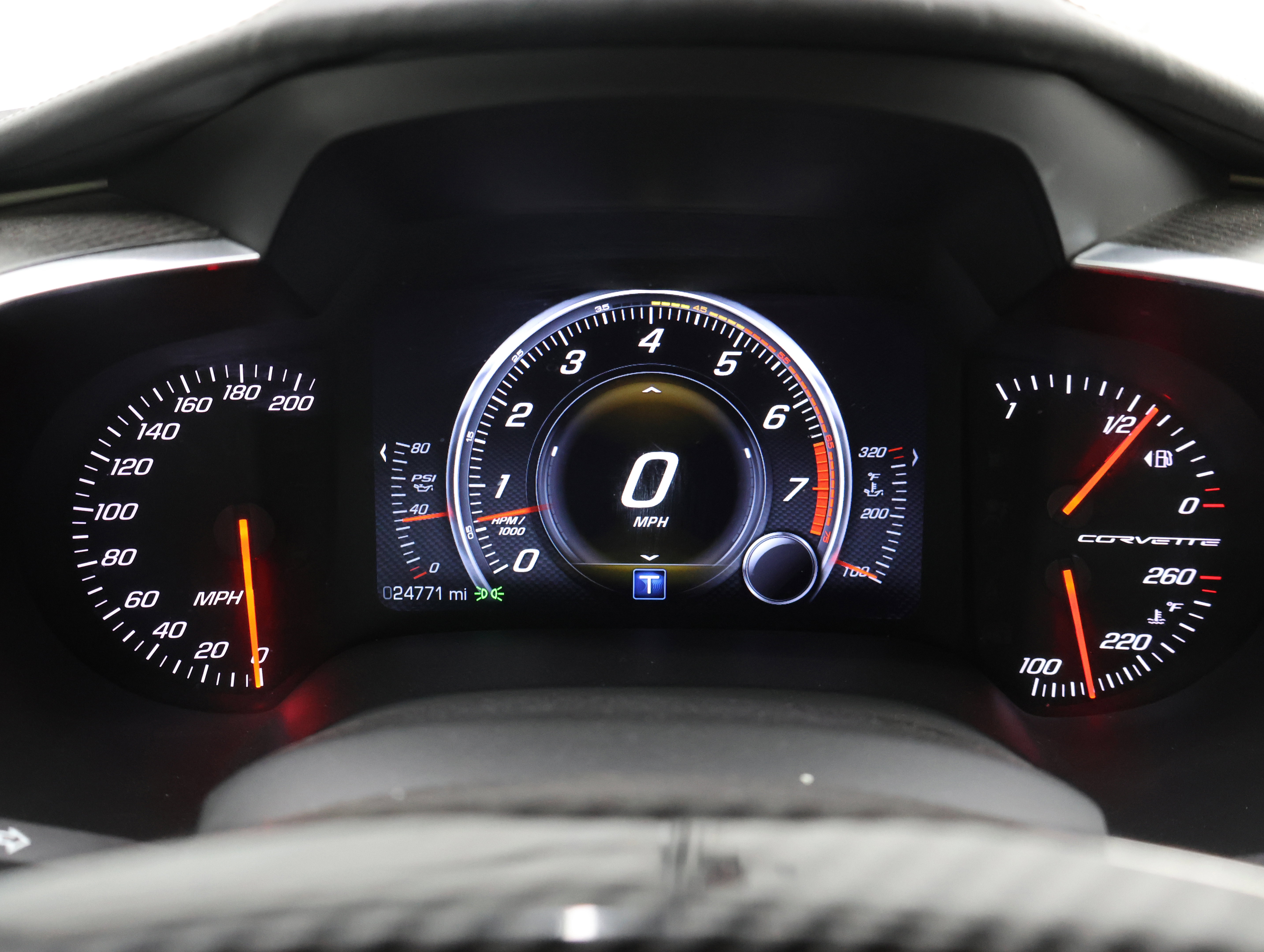 Used 2014 Chevrolet Corvette Stingray Convertible w/ 3LT Preferred Equipment Group RWD image 9