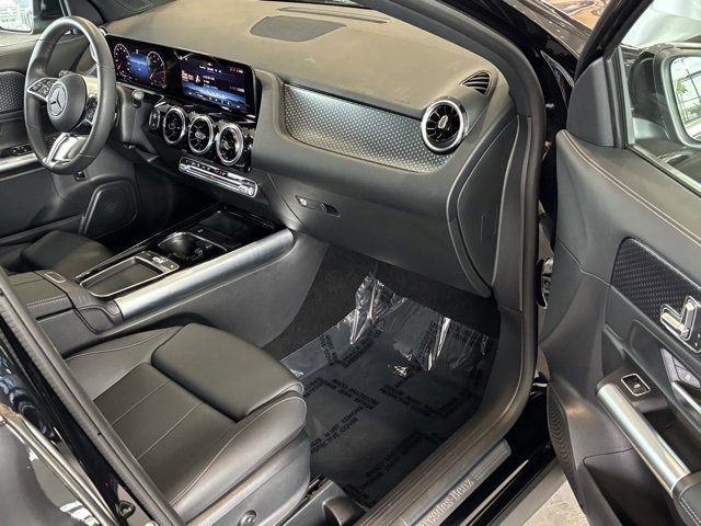 Certified 2025 Mercedes-Benz GLA 250 image 32