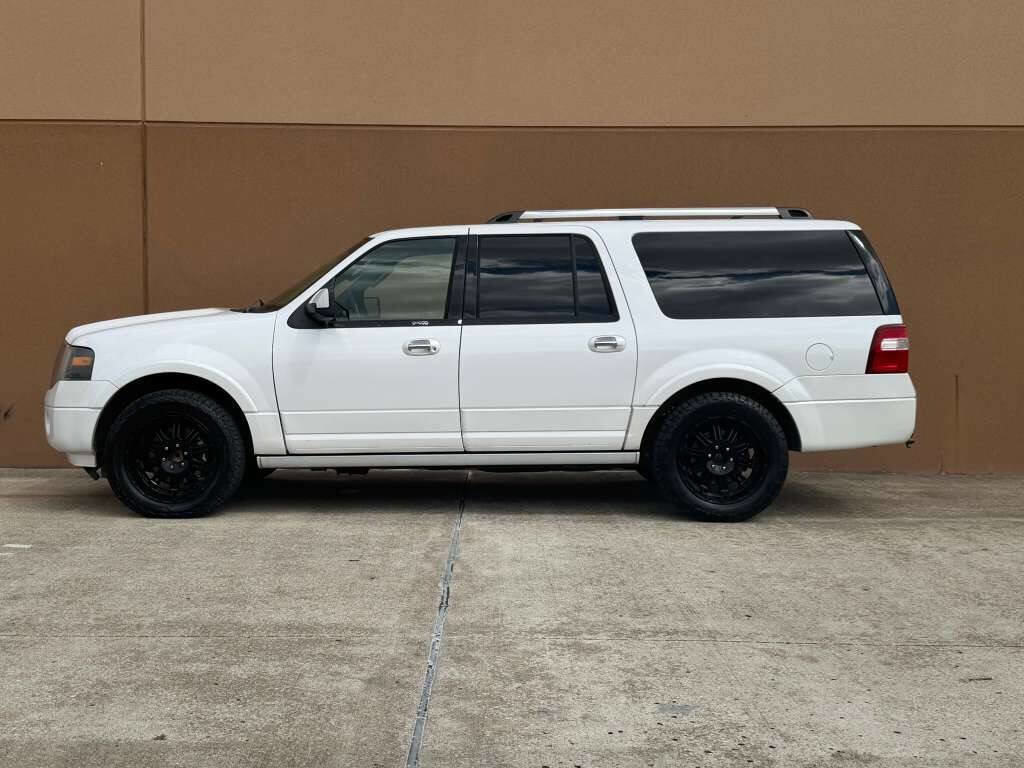 Used 2012 Ford Expedition EL Limited image 3