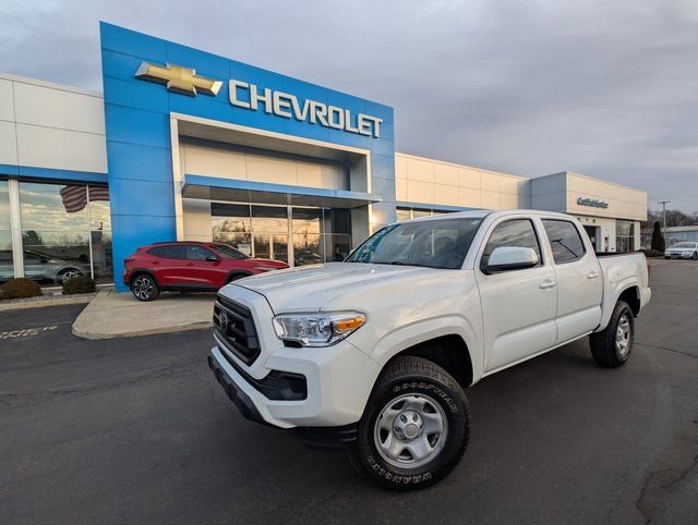 Used 2021 Toyota Tacoma SR image 28