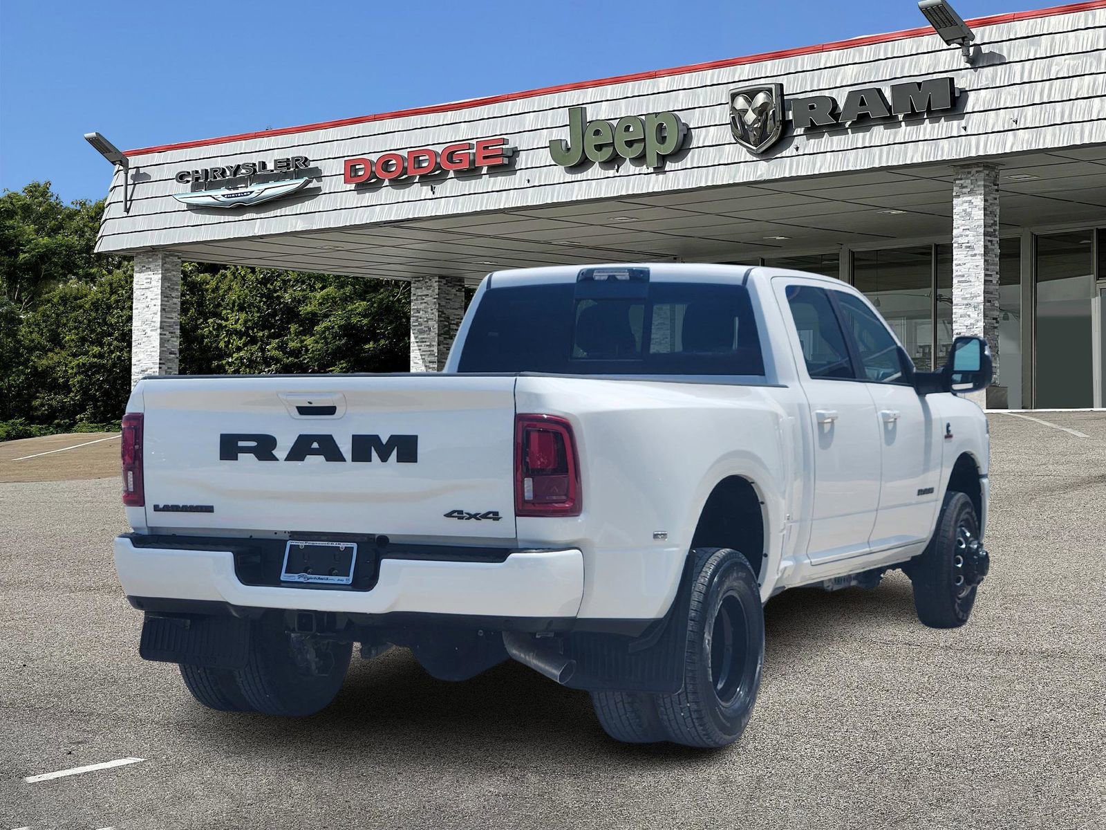 Used 2025 RAM 3500 Laramie w/ Night Edition image 5