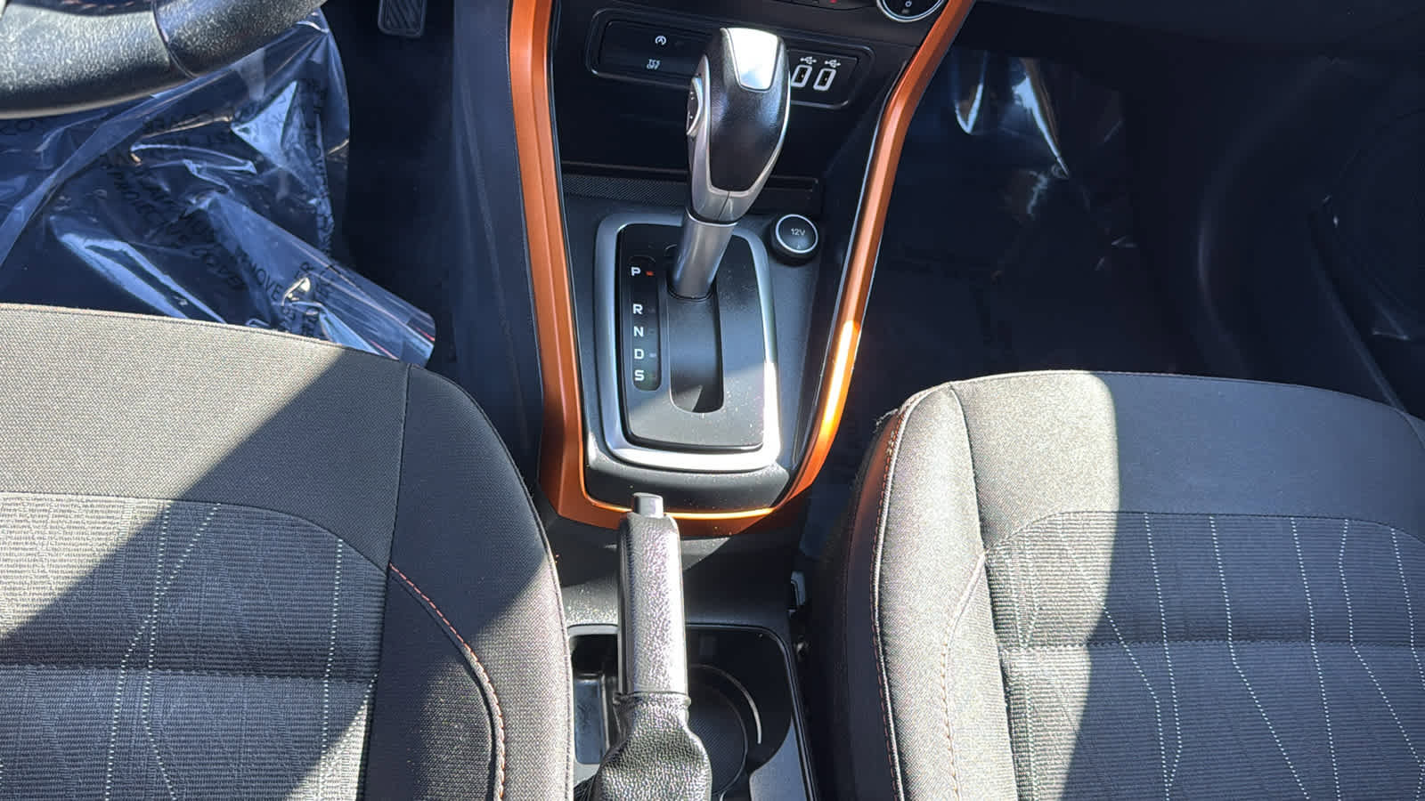 Used 2021 Ford EcoSport SE w/ SE Convenience Package image 22