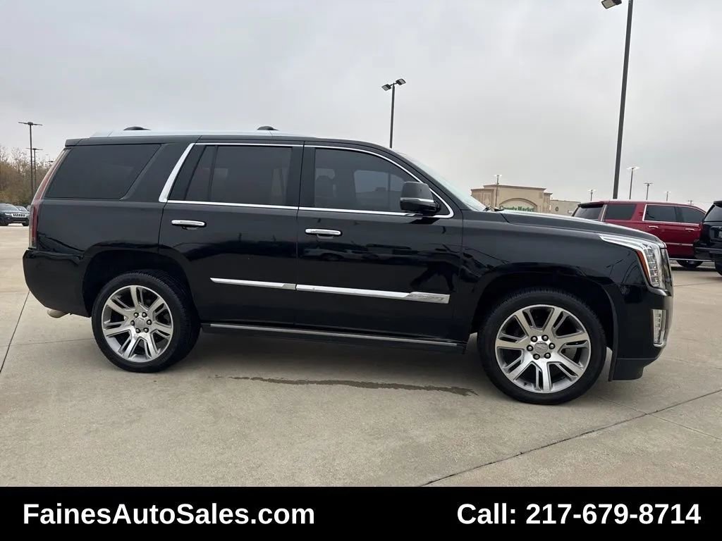 Used 2015 Cadillac Escalade Premium image 27