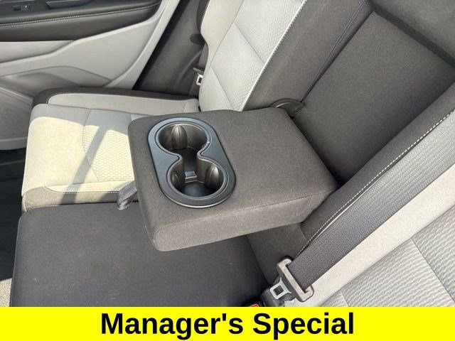 Used 2023 GMC Terrain SLE w/ Driver Convenience Package image 33