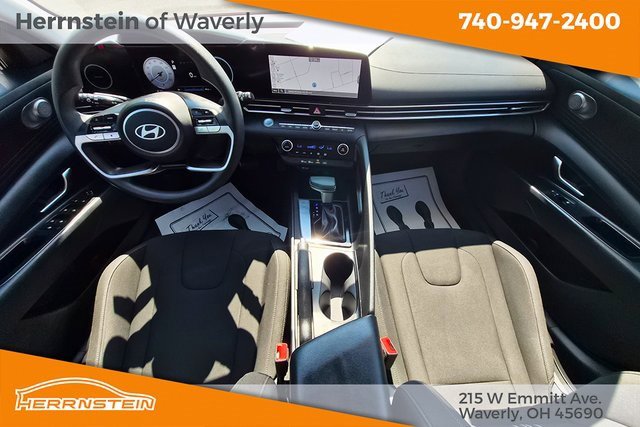 Used 2024 Hyundai Elantra SEL image 13