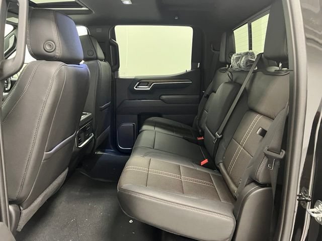 New 2026 Chevrolet Silverado 1500 High Country AWD/4WD image 15