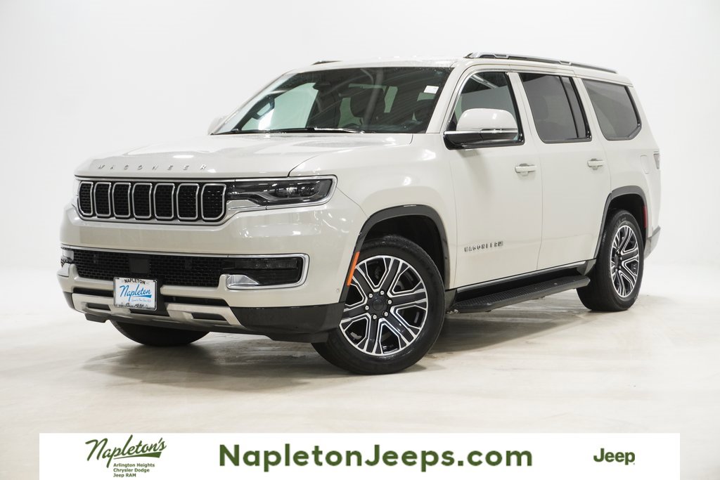 Used 2022 Jeep Wagoneer Series III w/ Rear Seat Video Group 1