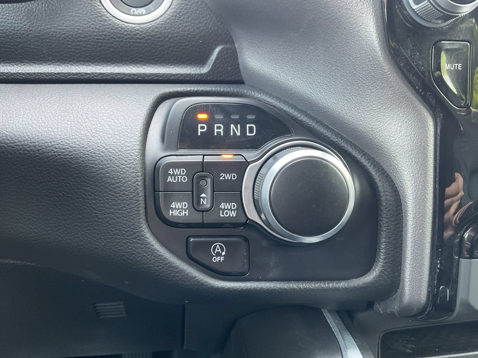 Used 2023 RAM 1500 Big Horn AWD/4WD image 22