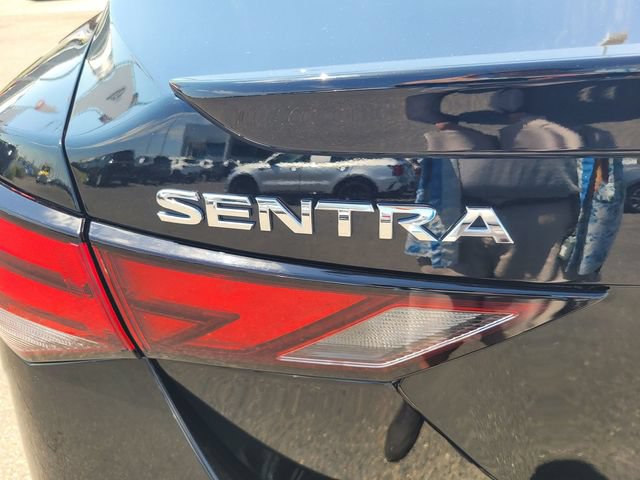 Certified 2025 Nissan Sentra S w/ Lighting Package FWD image 10