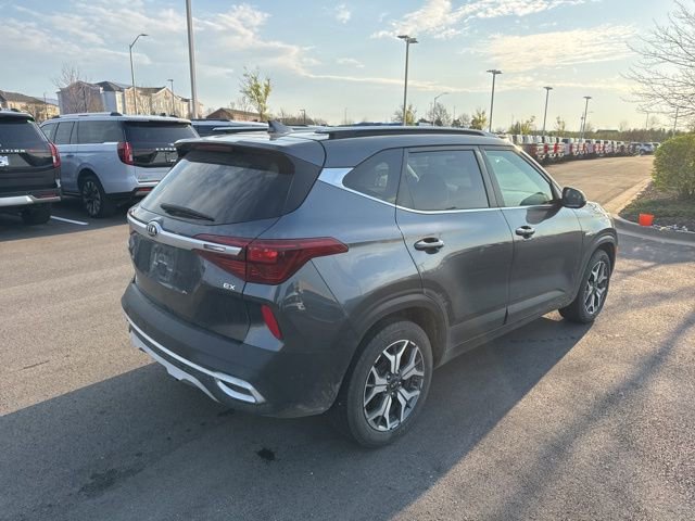 Used 2021 Kia Seltos EX image 7