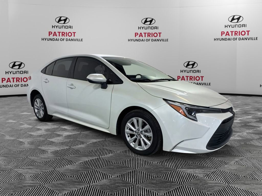 Used 2024 Toyota Corolla LE w/ LE Convenience Package