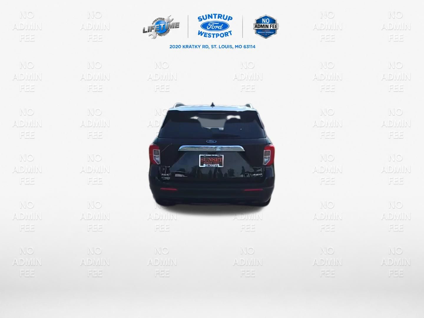 Used 2023 Ford Explorer XLT AWD/4WD image 3