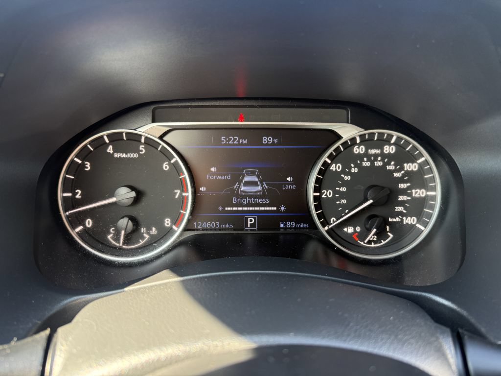 Used 2021 Nissan Altima 2.5 SV FWD image 14