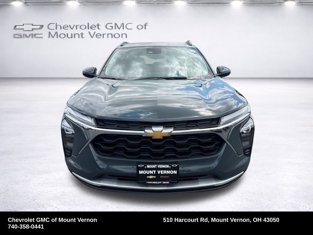 Used 2026 Chevrolet Trax LT FWD image 9