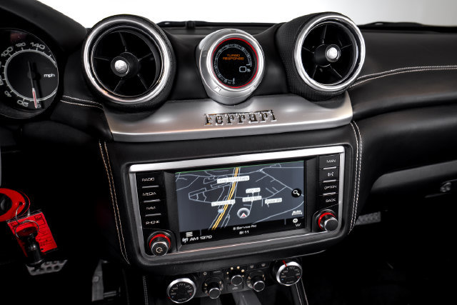 Used 2015 Ferrari California T RWD image 48