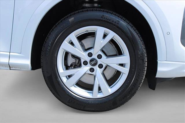 Certified 2025 Audi Q5 Premium w/ Convenience Package AWD/4WD image 14