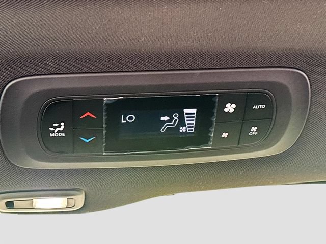 Used 2024 Chrysler Pacifica Limited w/ Uconnect Theater Family Group AWD/4WD image 28