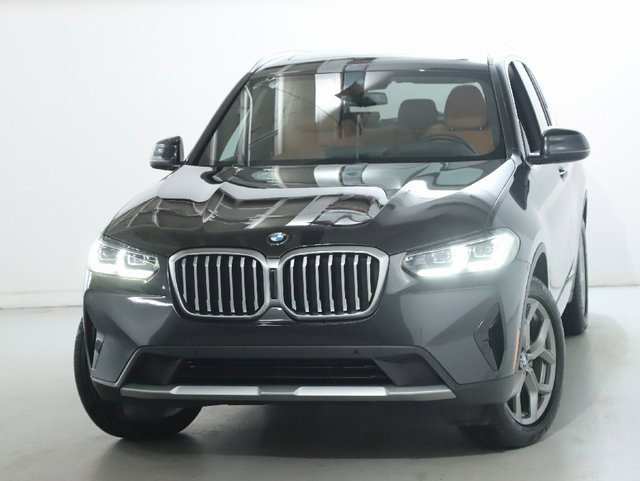 Certified 2024 BMW X3 xDrive30i w/ Premium Package image 3