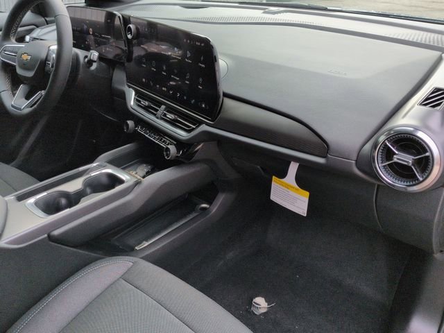 New 2026 Chevrolet Equinox EV LT w/ Comfort Package FWD image 28