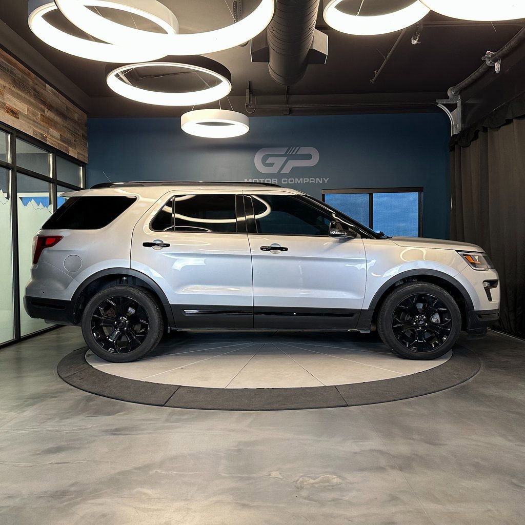 Used 2019 Ford Explorer Sport w/ Equipment Group 401A image 2