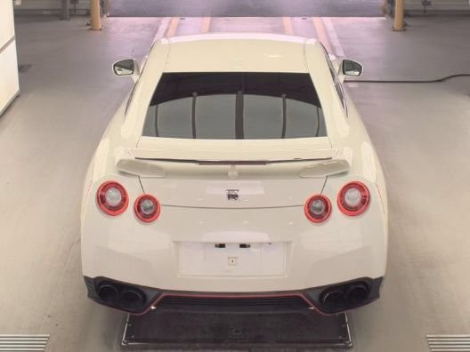 Used 2015 Nissan GT-R Premium AWD/4WD image 6