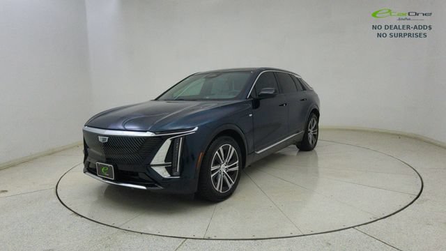 Used 2025 Cadillac Lyriq Luxury w/ LPO, Floor Liner Package RWD image 67