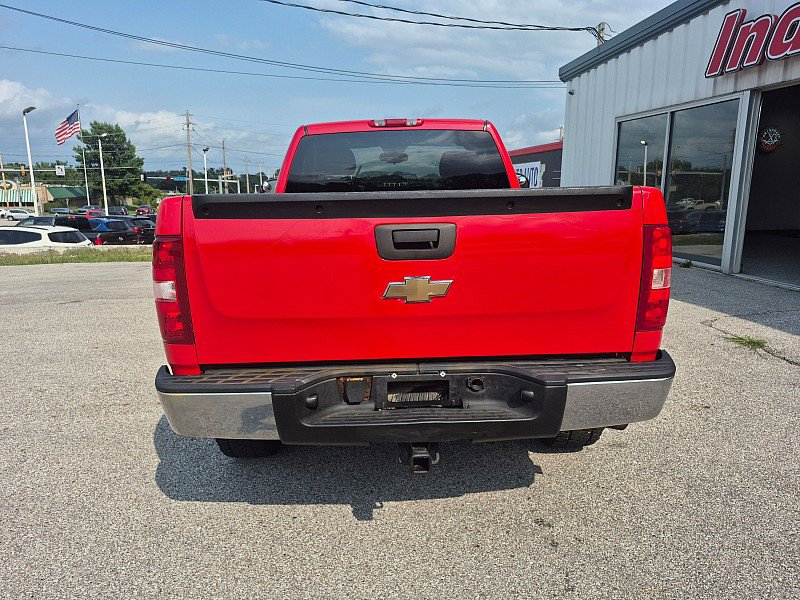 Used 2007 Chevrolet Silverado 1500 W/T w/ Towing Package AWD/4WD image 5
