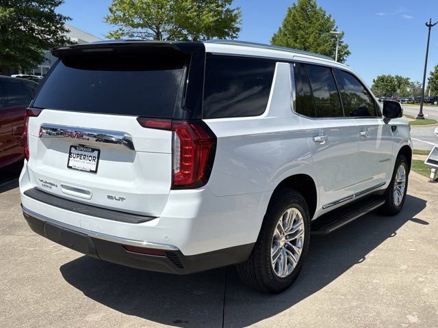 Used 2023 GMC Yukon SLT w/ SLT Premium Package AWD/4WD image 3