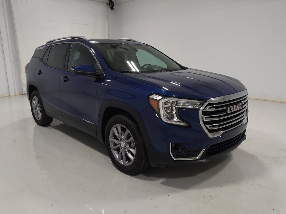 Used 2023 GMC Terrain SLT AWD/4WD image 13