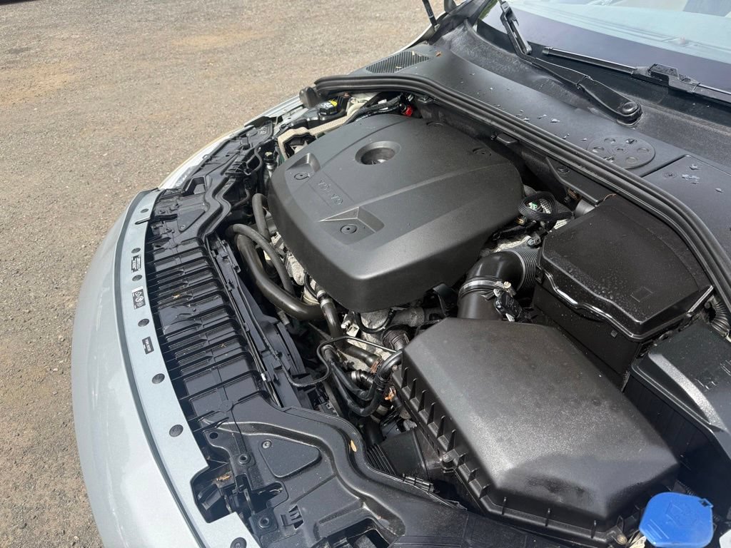 Used 2017 Volvo S60 T5 Dynamic FWD image 31