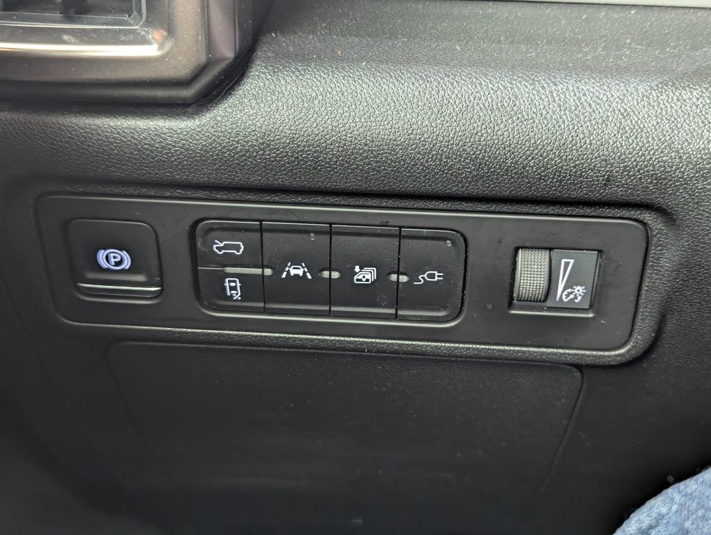 Used 2025 GMC Hummer EV 2X image 79