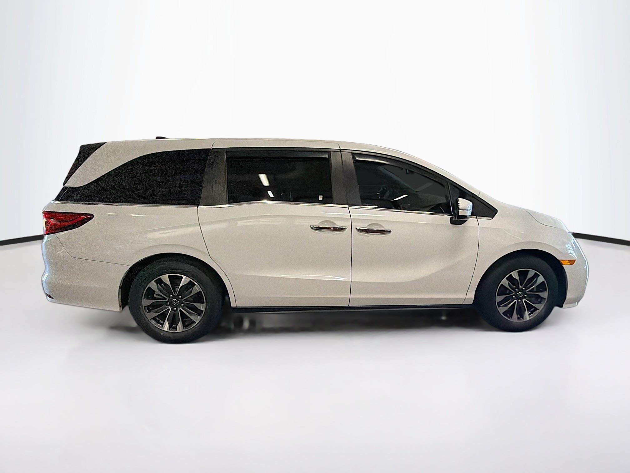 Used 2023 Honda Odyssey EX-L image 10