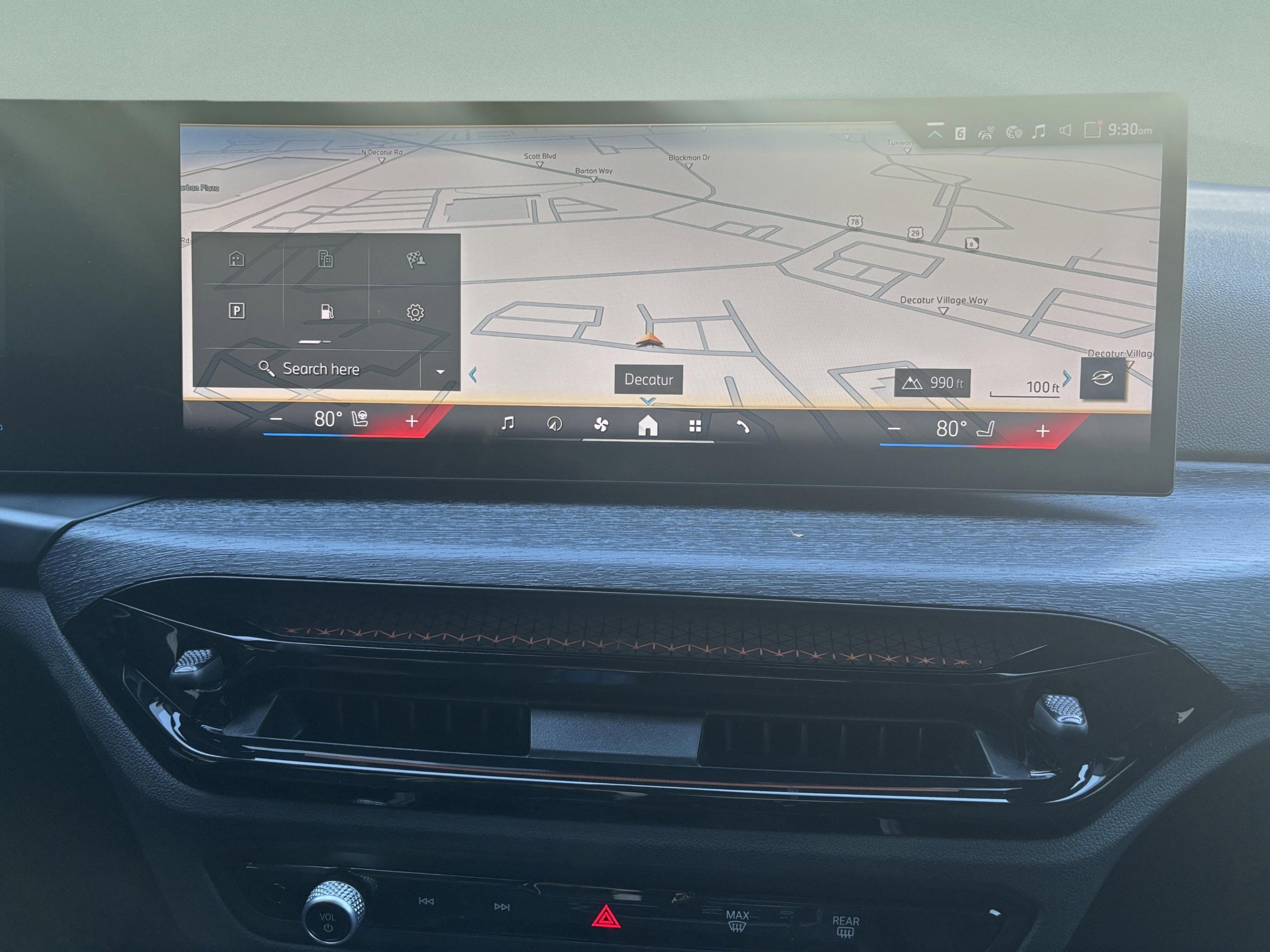 Used 2026 BMW 330i Sedan w/ Premium Package image 15