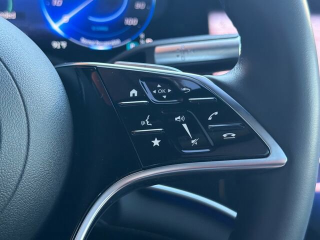 Certified 2023 Mercedes-Benz EQS 580 4MATIC Sedan image 32