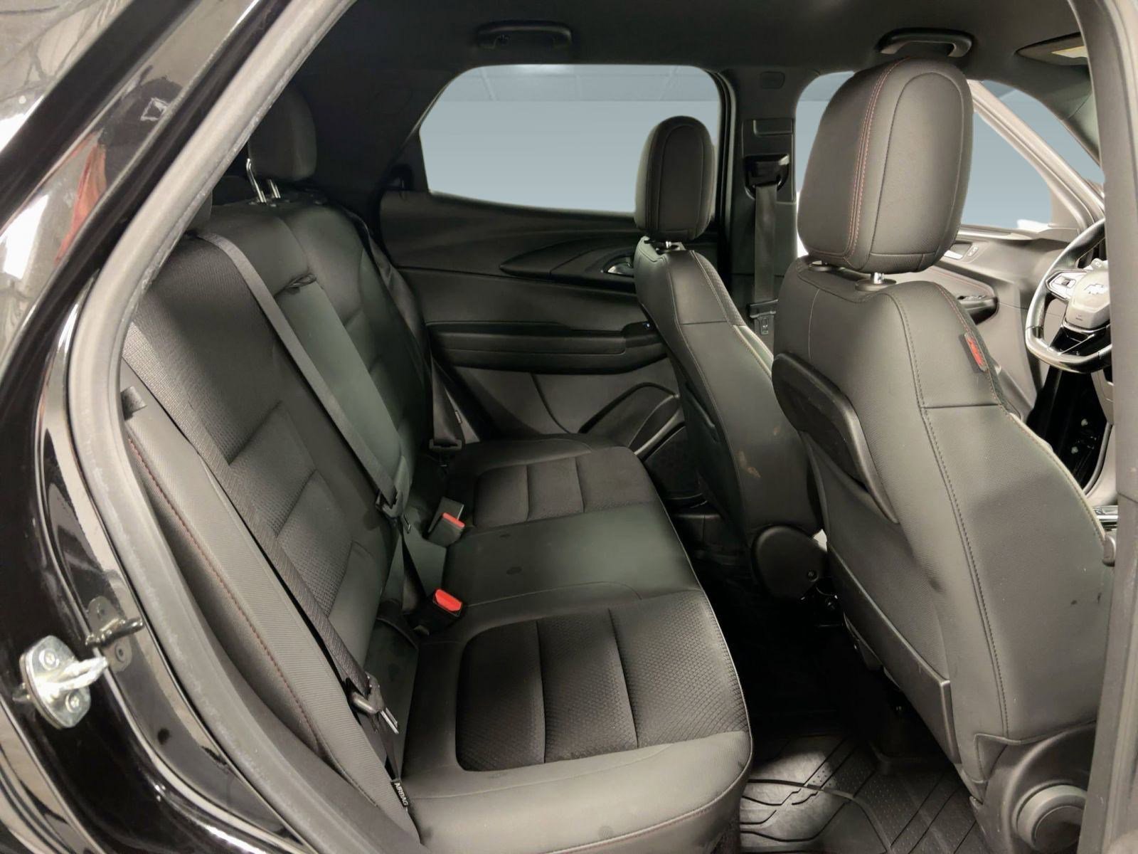 Used 2022 Chevrolet TrailBlazer RS image 30