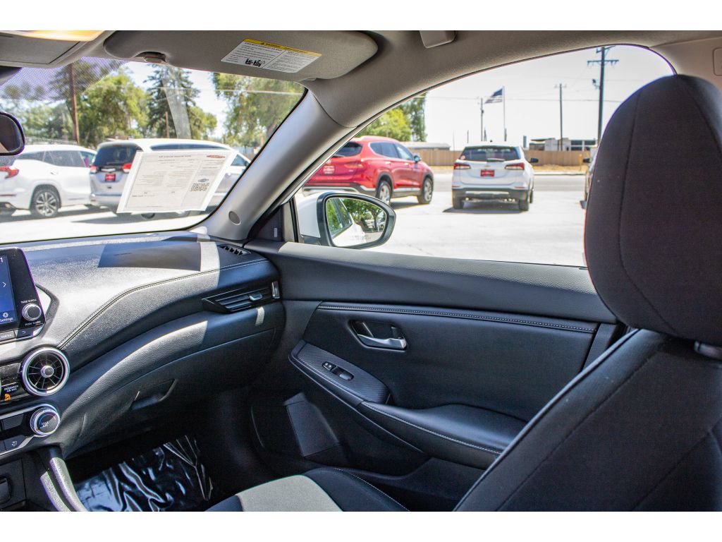 Used 2022 Nissan Sentra SV FWD image 20