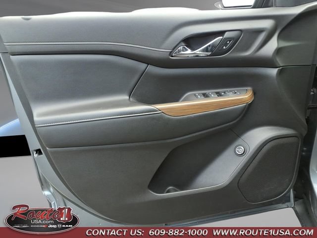 Used 2020 GMC Acadia SLE w/ Driver Convenience Package AWD/4WD image 29