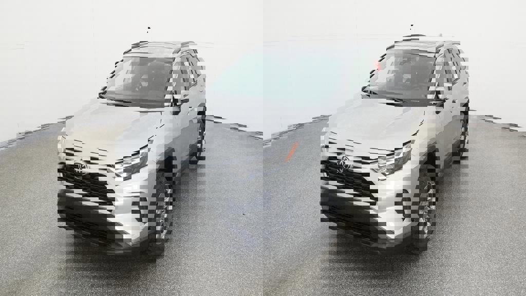 New 2025 Toyota RAV4 XLE image 16