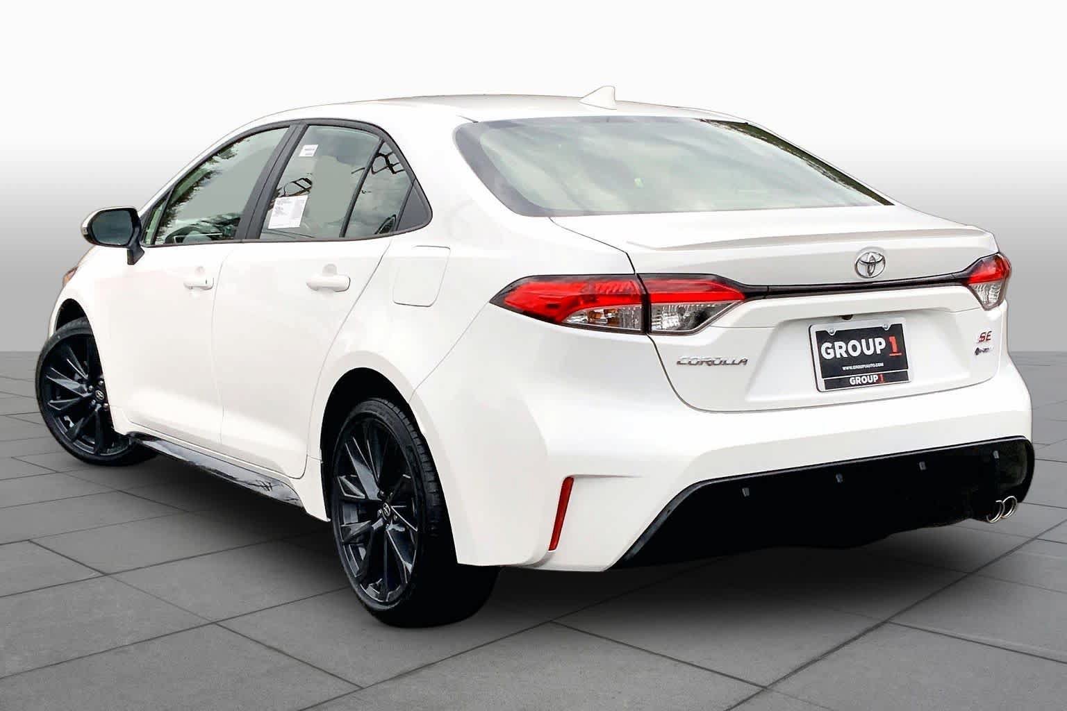 New 2027 Toyota Corolla SE FWD image 12