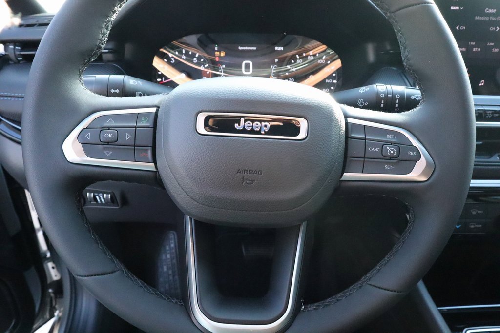 New 2026 Jeep Compass Latitude image 3