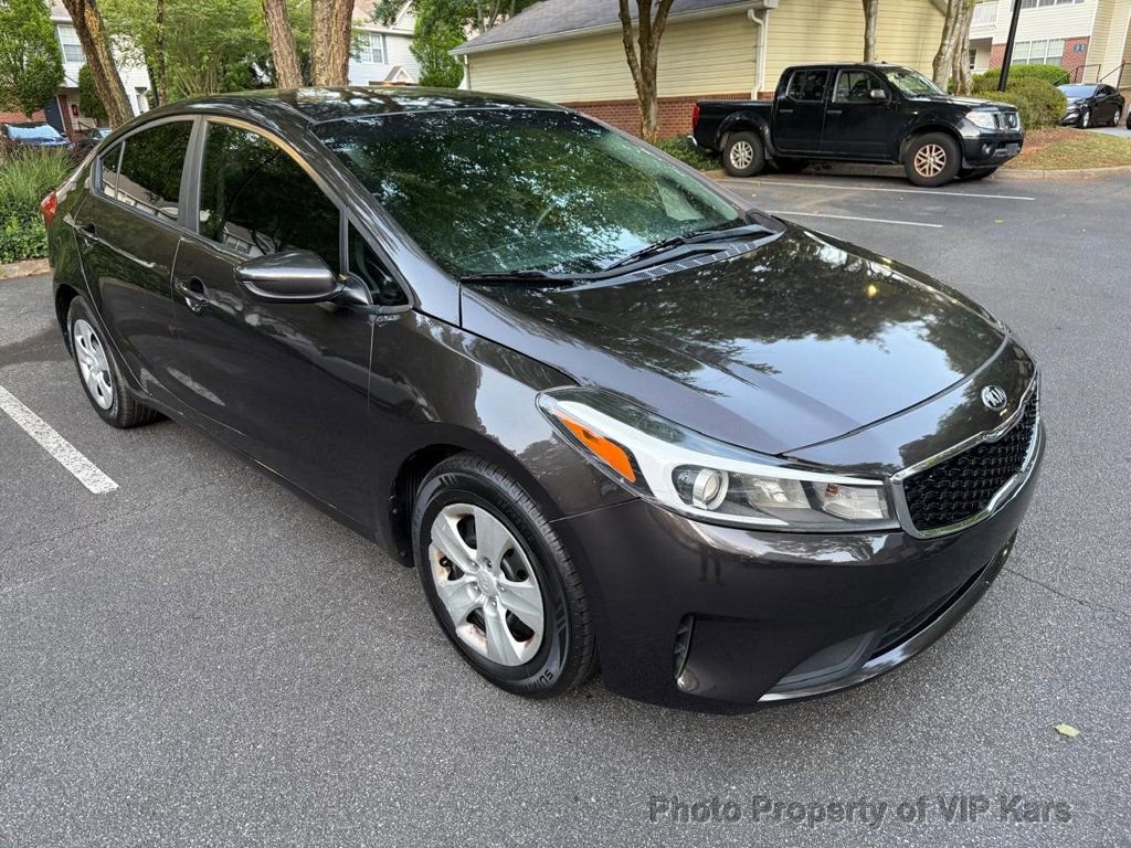 Used 2017 Kia Forte LX FWD image 3