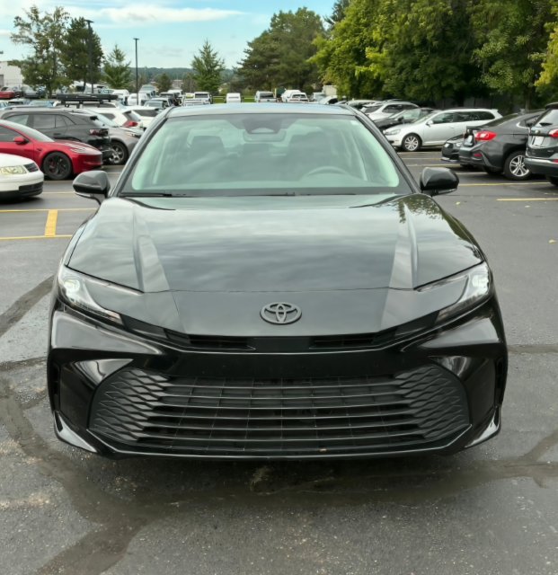 Used 2026 Toyota Camry LE w/ Convenience Package FWD image 2
