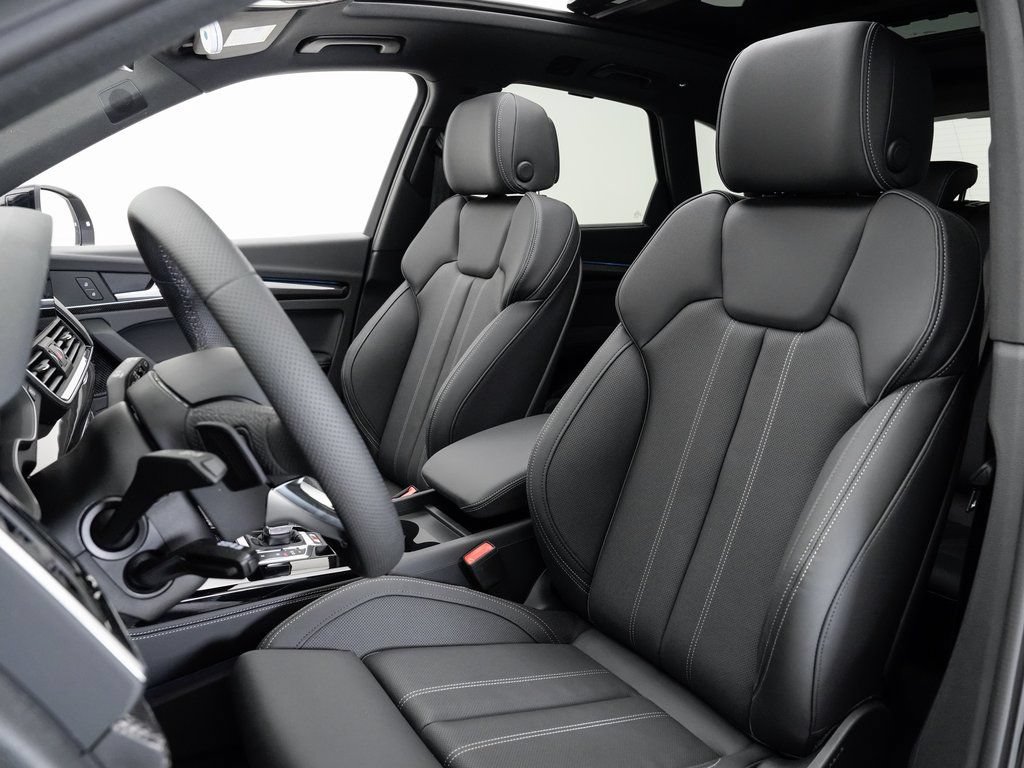 Certified 2025 Audi SQ5 Premium Plus w/ Premium Plus Package AWD/4WD image 5