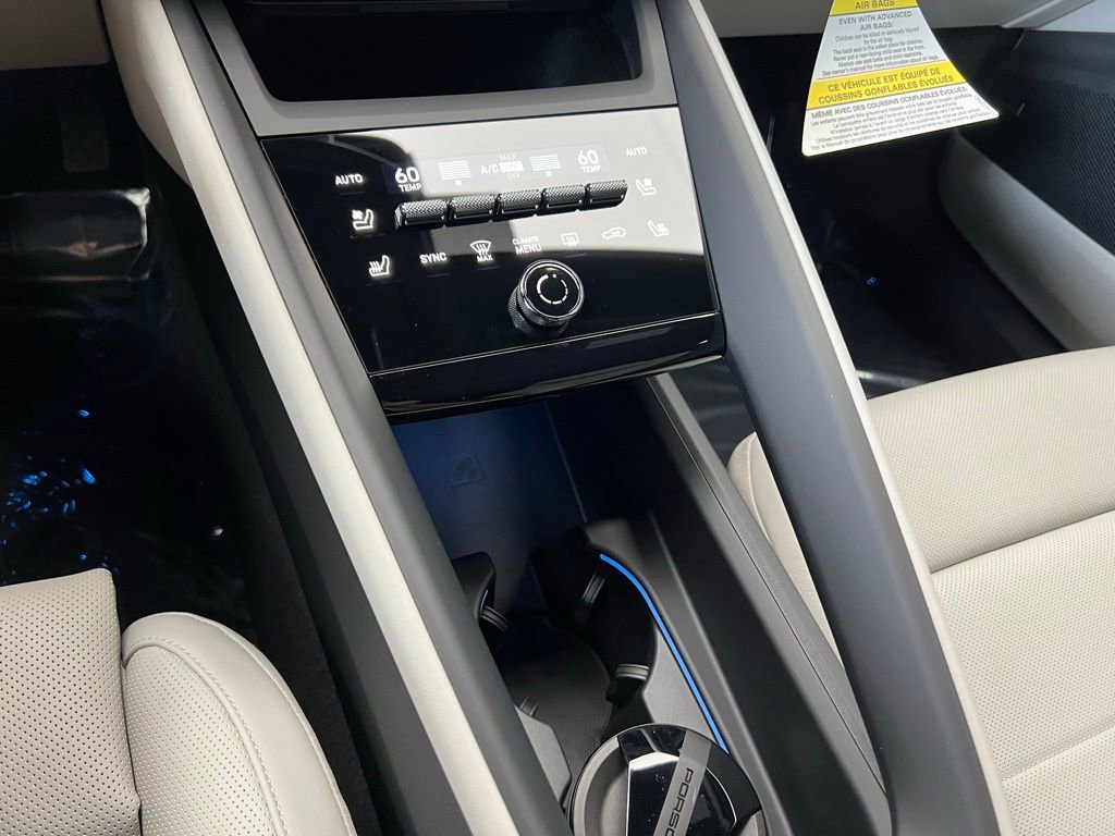 New 2025 Porsche Macan Electric image 11