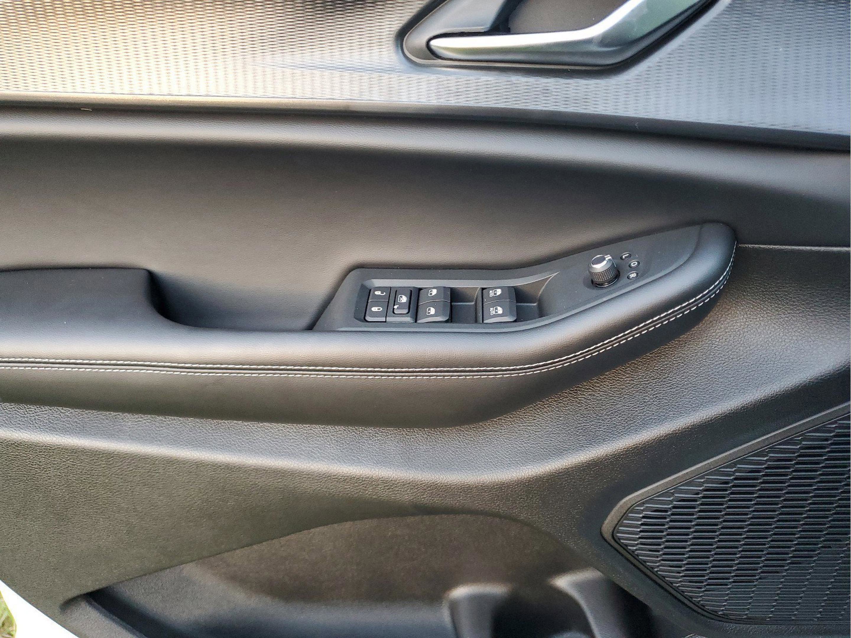 New 2025 Jeep Grand Cherokee L Altitude image 17