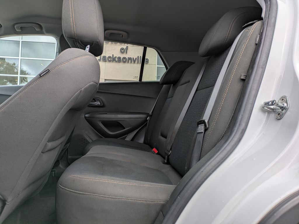 Used 2020 Chevrolet Trax LS w/ Tint and Cruise Package image 15