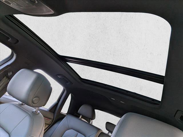 Used 2022 Audi Q3 2.0T Premium Plus w/ Premium Plus Package image 14