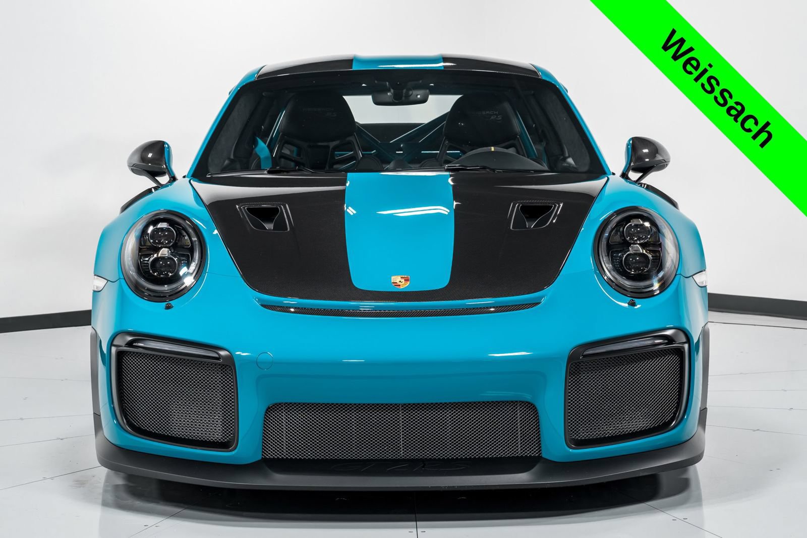 Used 2018 Porsche 911 GT2 RS w/ Weissach Package RWD image 8