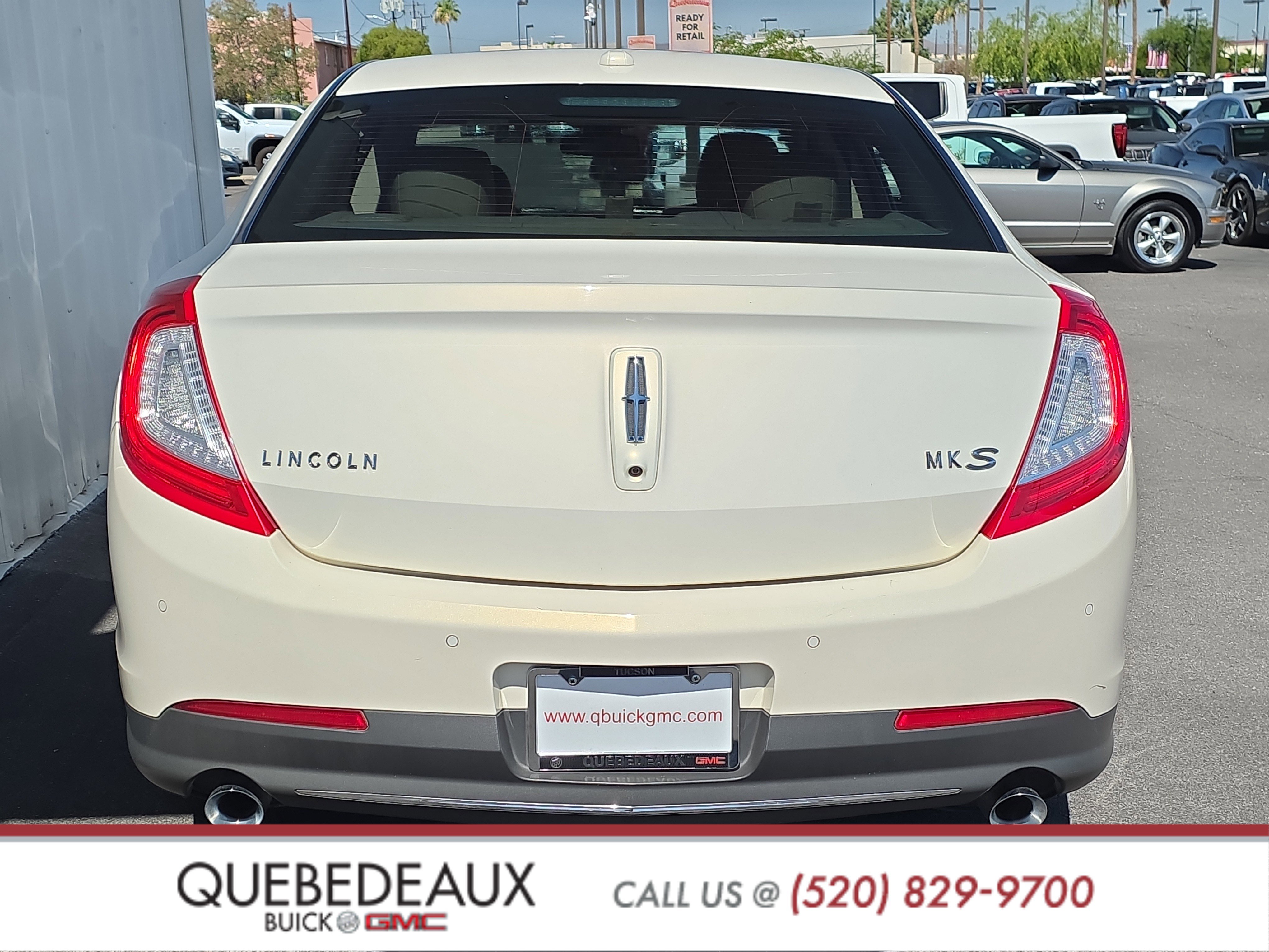 Used 2013 Lincoln MKS FWD image 6